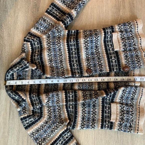 Banana Republic lambs wool winter cardigan - Picture 5 of 7